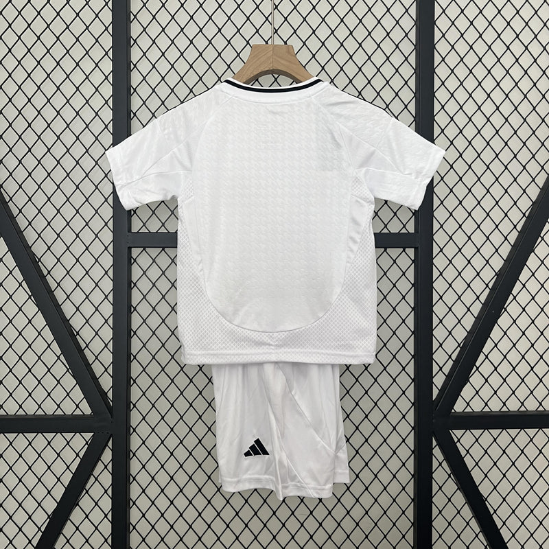 Kit Infantil Real Madrid 24/25