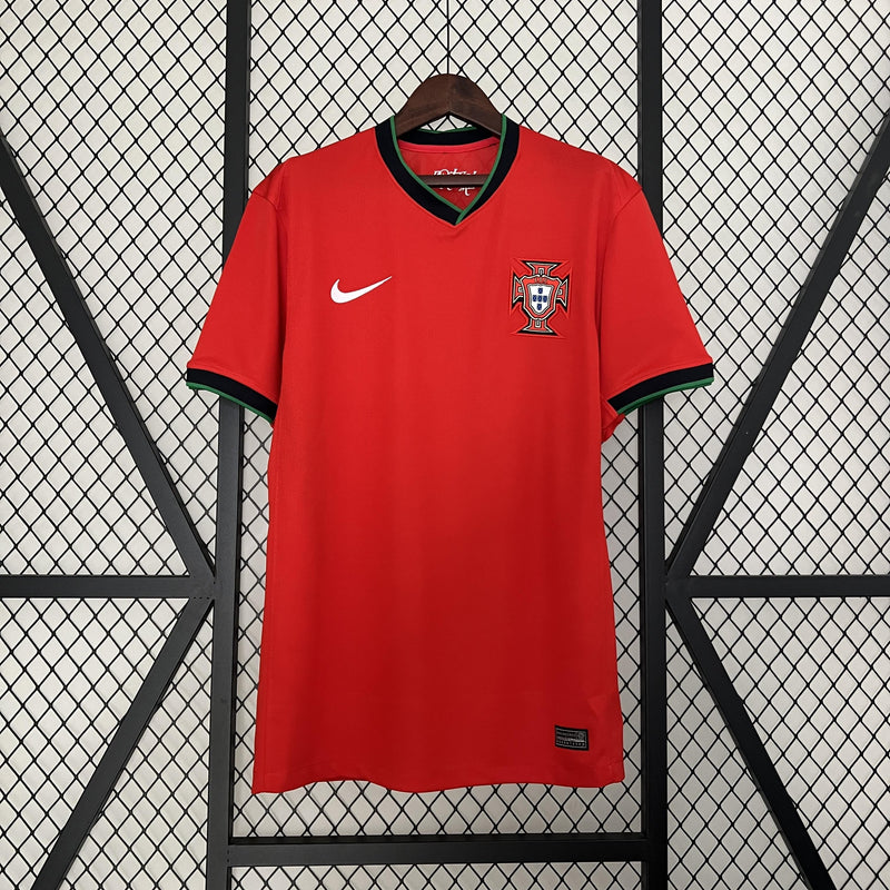 Portugal 24-25 home